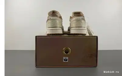 JORDAN 1 Low AIR 0621